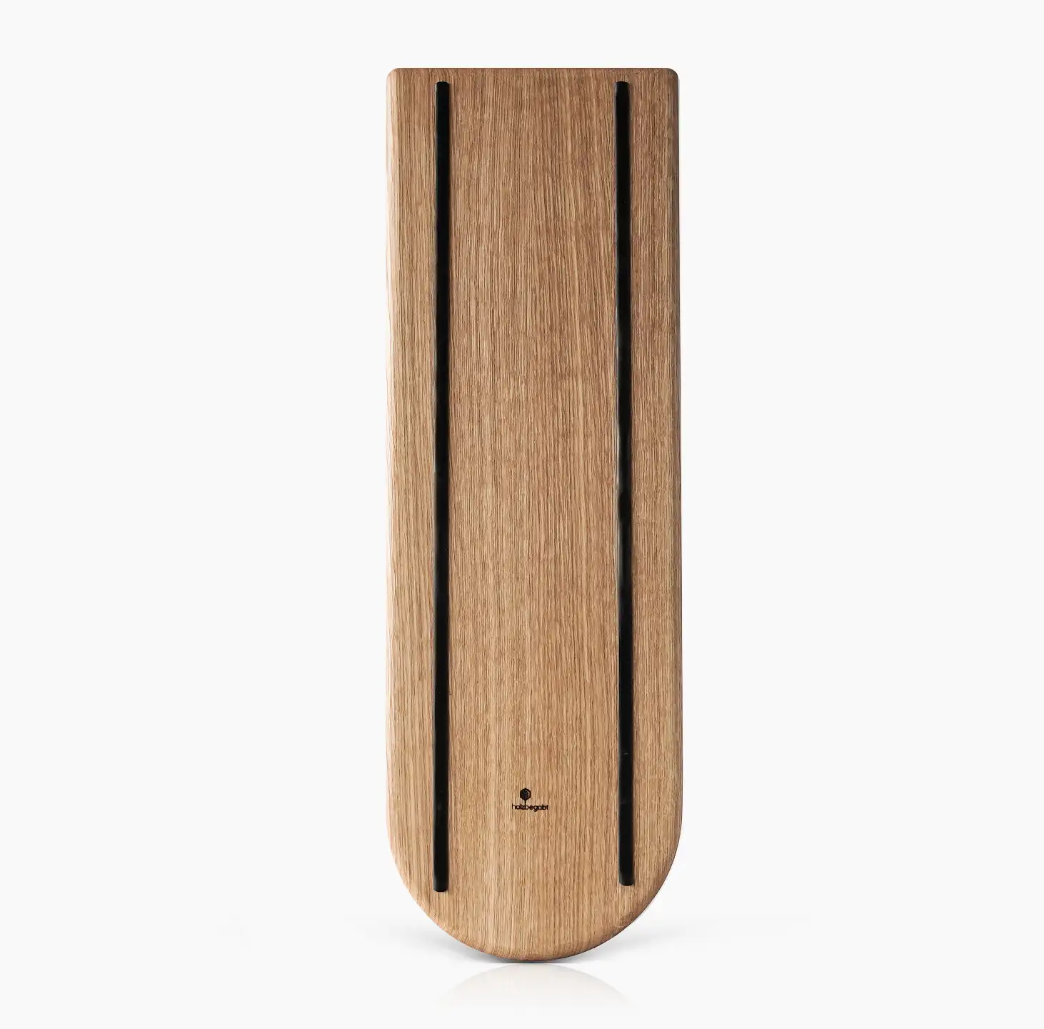 Servierbrett Storch aus massiver Eiche mit Antirutsch-Streifen – rutschfest, stabil und ideal zum stilvollen Servieren von Käse, Wurst oder Snacks.